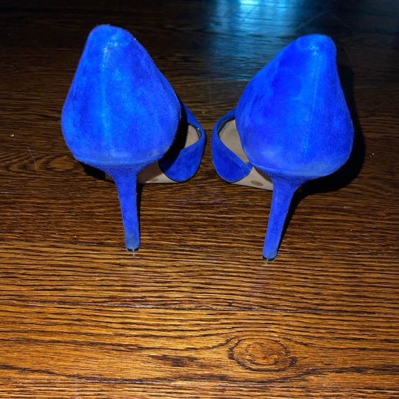 BCBG ROYAL BLUE SUEDE PUMPS - Picture 4 of 4
